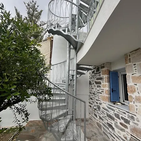 Amalia - Central, Stylish, Quiet Apartment