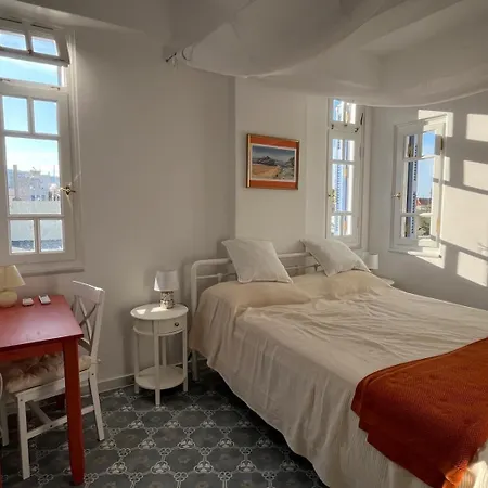Amalia House - Central, Stylish, Quiet