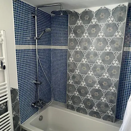 Apartment Amalia - Central, Stylish, Quiet Karystos (Evia)