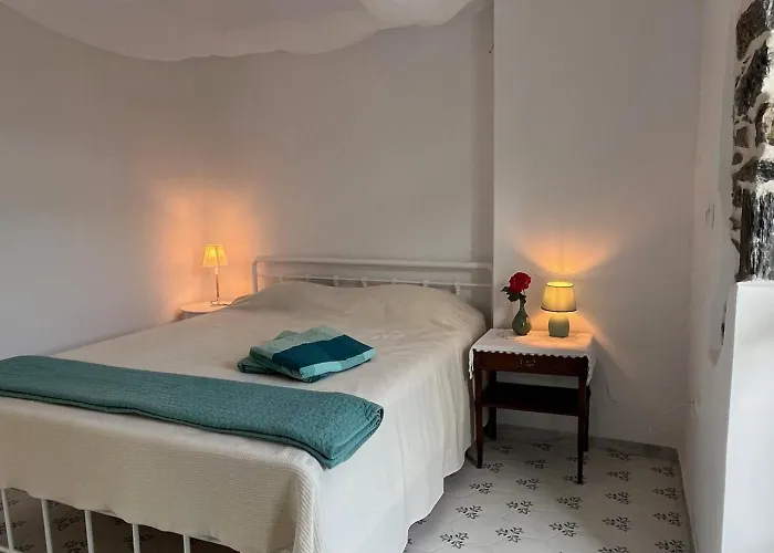 Amalia - Central, Stylish, Quiet *