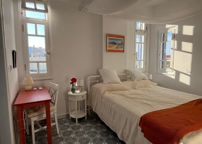 Amalia - Central, Stylish, Quiet Κάρυστος