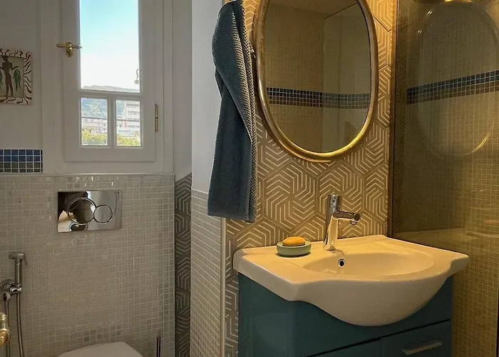 Amalia - Central, Stylish, Quiet Διαμέρισμα *